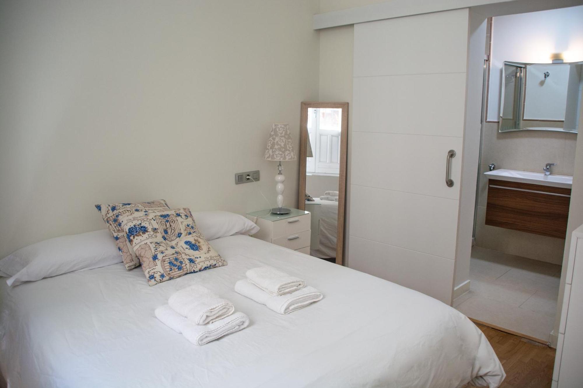 Apartamento Spinola Home Севилья Экстерьер фото